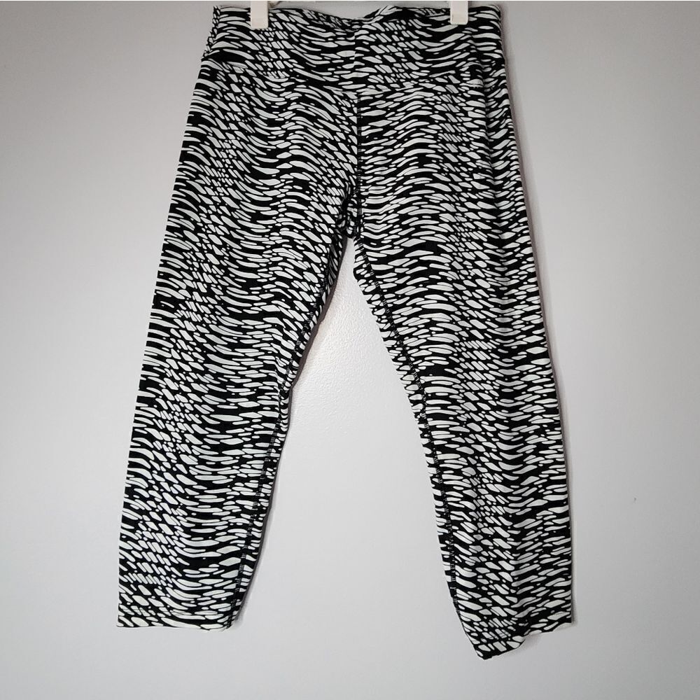 Calvin Klein Performance Quick Dry Cropped Zebra Casual Leggings Womens Size M